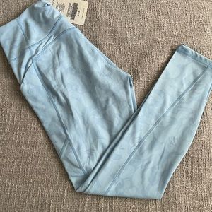 NWT Fabletics Purelux oasis high waisted pocket leggings soft blue M